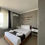 Esen Life Hotel *