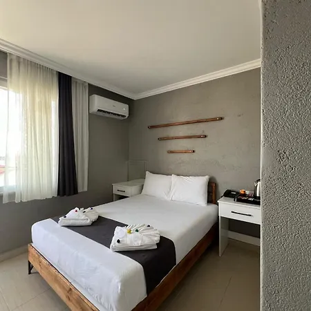 Esen Life Hotell *